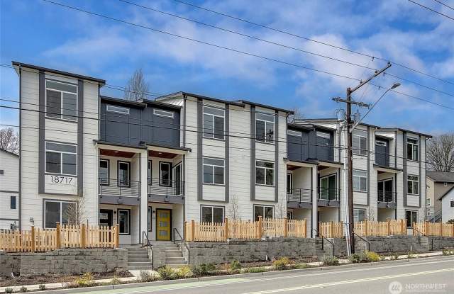 6726 NE 187th St Unit 104 photos photos