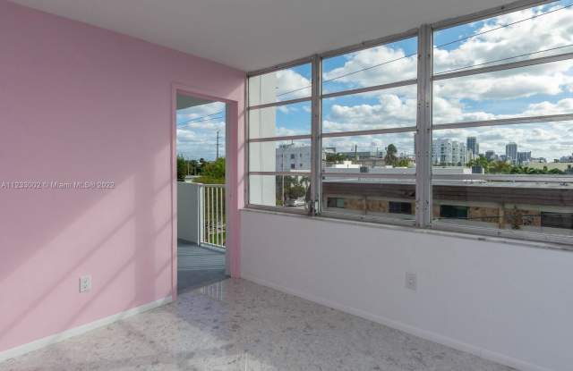 8000 Harding Avenue Gallery 3