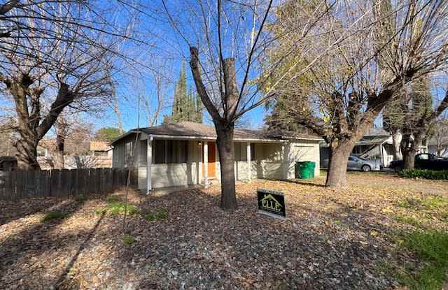 644 West 4th Avenue photos photos