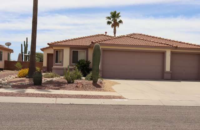 4 bedroom 2 bath Gallery 4