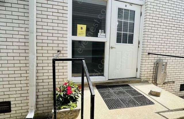 613 Hillsboro Rd - 613 Hillsboro Rd, Franklin, TN 37064