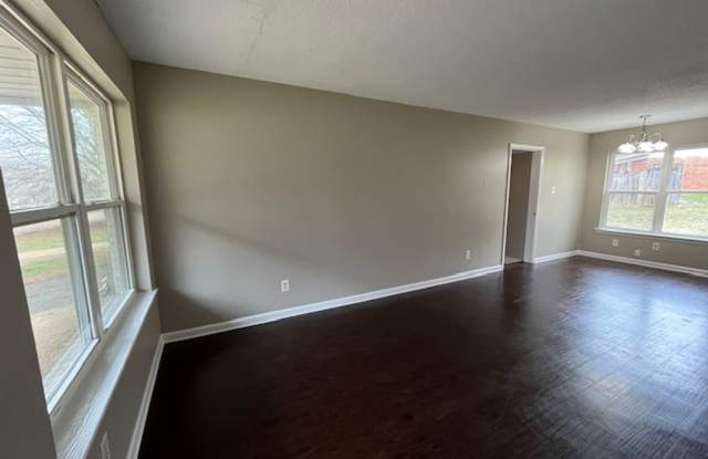 Renovated 4 Bedroom 1 Bath Home for Rent! Gallery 3