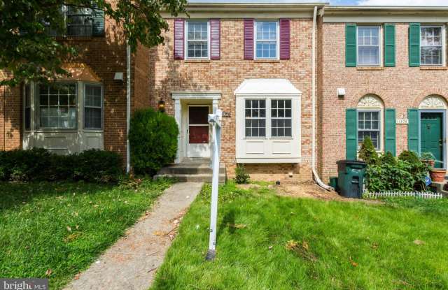 11306 CROMWELL COURT - 11306 Cromwell Court, Lake Ridge, VA 22192