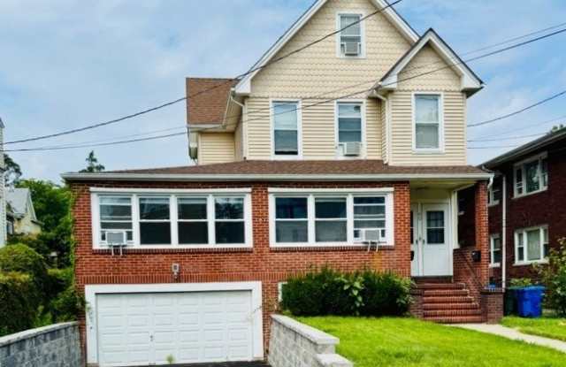 90 Chestnut St - 90 Chestnut Street, Rutherford, NJ 07070