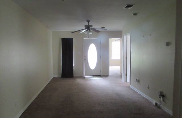 3 BEDROOM DUPLEX LOCATED IN D'IBERVILLE Gallery 3