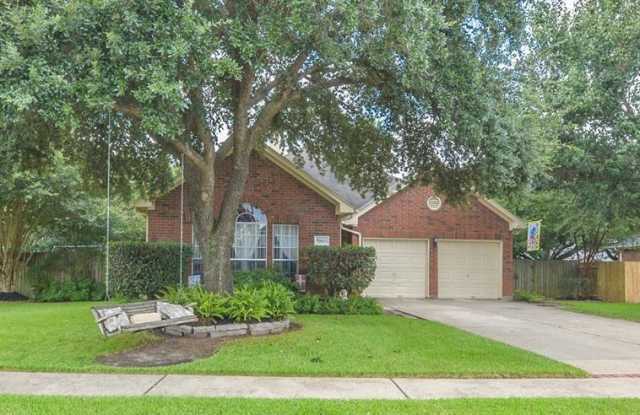 18603 Willow Cove Dr Drive Gallery 2
