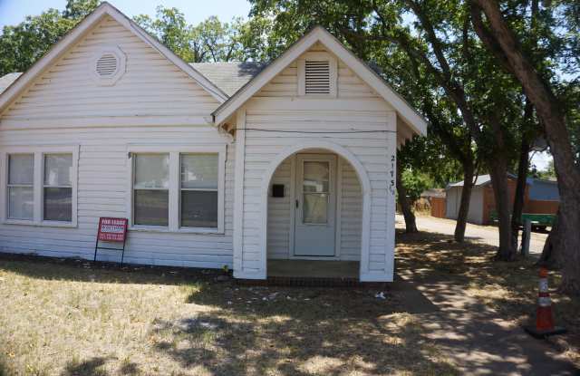 2173 1/2 Ave J photos photos