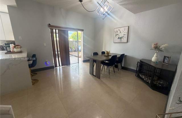 18172 SW 108th Path, Miami, FL 33157 - 9024 Gallery 4