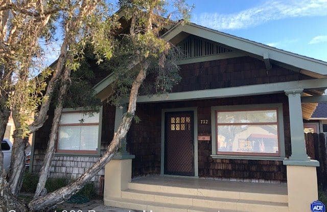 732 RAYMOND AVE - 732 Raymond Avenue, Long Beach, CA 90804