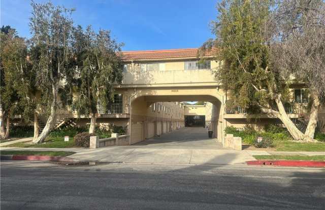 10215 Variel Avenue photos photos