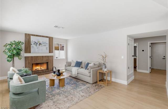 9725 Cascade Falls Avenue Gallery 4