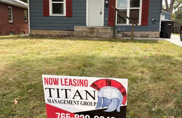 Gorgeous Updated 3 Bedroom House with large fenced backyard and 1 car garage - 1705 Stanforth Avenue, Lafayette, IN 47905