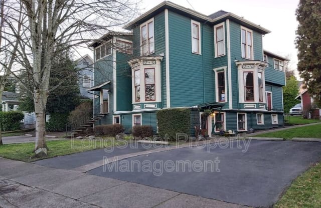 218 NW 21st photos photos