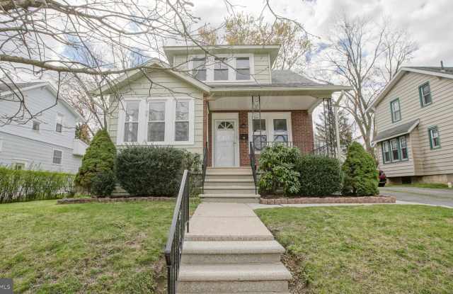 118 E HOLLY AVENUE - 118 East Holly, Camden County, NJ 08107 118 E HOLLY AVENUE - 118 East Holly, Camden County, NJ 08107