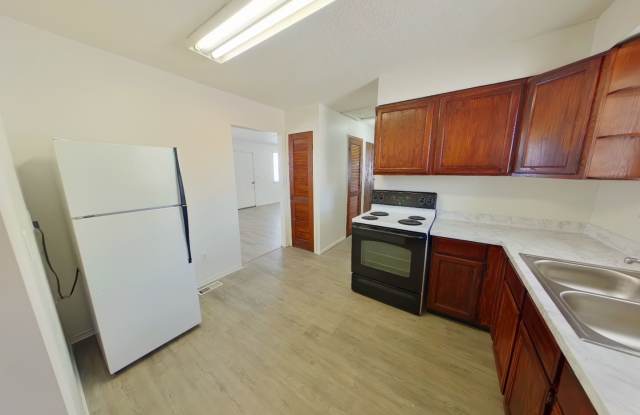 1 BR Rental - 835sqft - Renovated Gallery 1