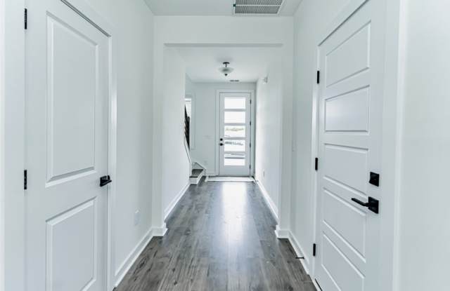 1439 Darrowby Way Gallery 2