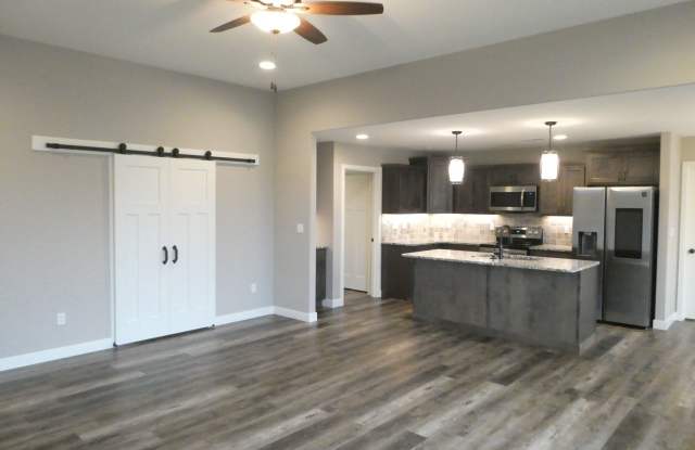 3 bed, 2 bath home in Ashland photos photos