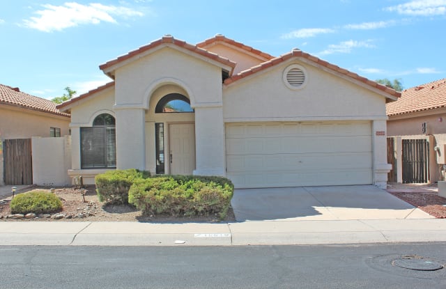 10019 E Sheena Dr - 10019 East Sheena Drive, Scottsdale, AZ 85260