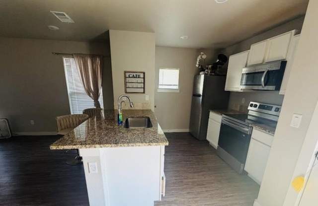 7109 Black Butte Gallery 3