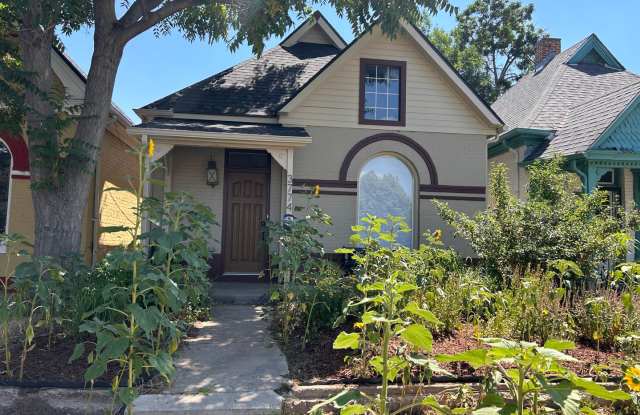 $0 DEPOSIT OPTION. CHARMING 3BED/2BATH VICTORIAN-STYLE HOUSE IN NORTH DENVER'S RINO DISTRICT! photos photos