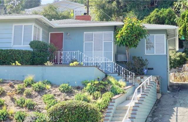 4435 Caledonia Way photos photos