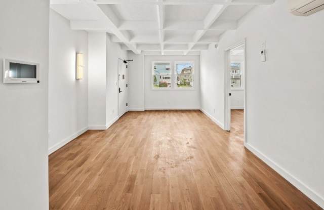 100 Chestnut St Gallery 4