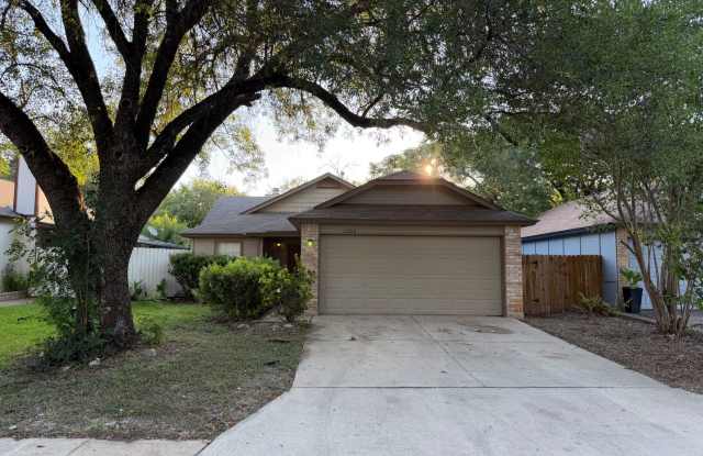 SINGLE STORY 3 BEDROOM HOME IN NORTHWEST CROSSING - NORTHSIDE ISD - LACKLAND AFB - UTSA - ALAMO RANCH - SHOPPING photos photos