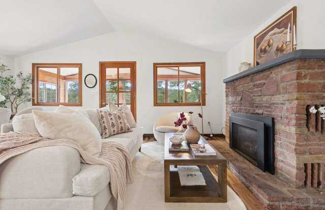 Charming Evergreen Mountain Home with Fenced Yard, Updated Kitchen & Sunroom — Pets Welcome! Gallery 3