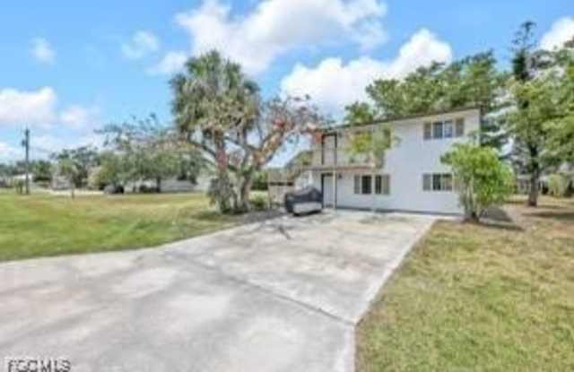 17209 Whitewater Court unit: 211 - 17209 Whitewater Court, Lee County, FL 33931