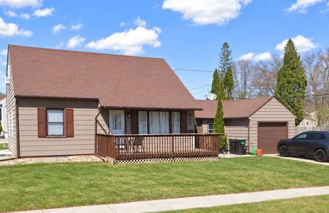 Coming Soon! NW, Rochester 3 Bedrooms 1 Bathroom 1-Car Attached Garage Available November 2026 Gallery 1