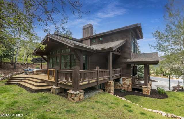 2585 Aspen Springs Drive Gallery 2