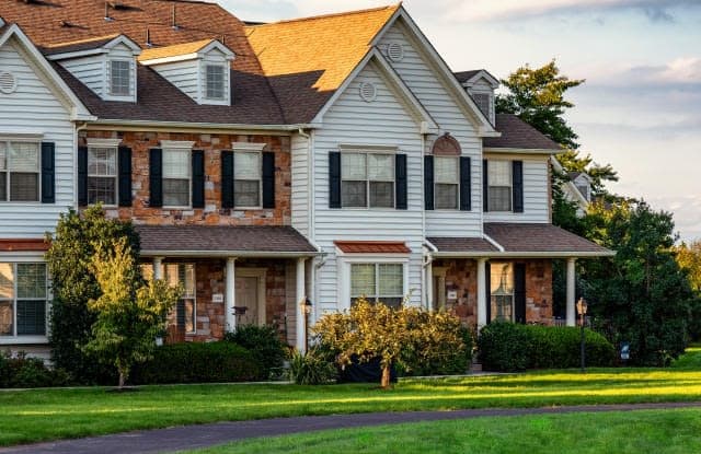 Orchard Hill photos photos