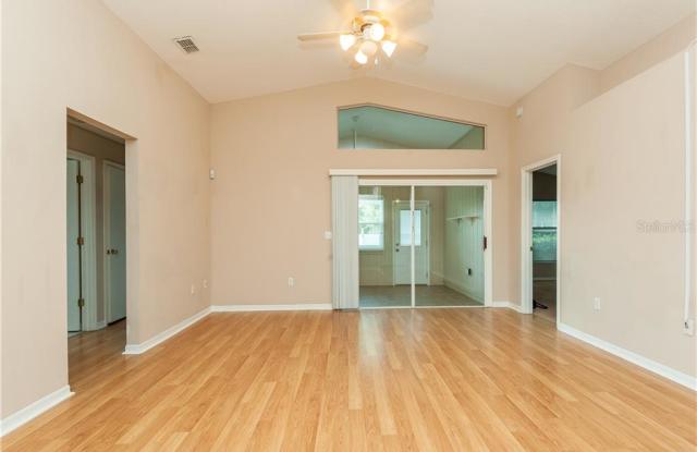 2705 SUNDANCE PLACE Gallery 3