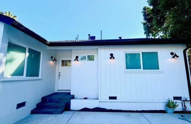 20754 Vose Street photos photos