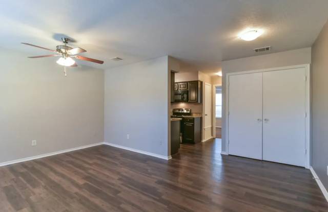 Knoll Creek photos photos