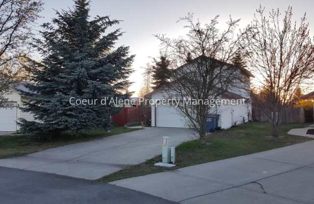 2 bed house at end of cul-de-sac Gallery 1