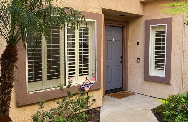 TRISTAN 2 BEDROOM 2.5 BATH MODEL Gallery 3