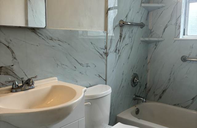 2768 Hamilton Circle Gallery 2