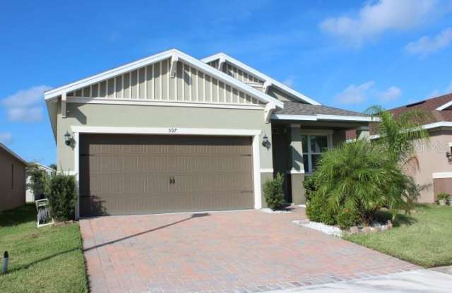 597 BOTTLEBRUSH LOOP - 597 Bottlebrush Loop, Seminole County, FL 32771
