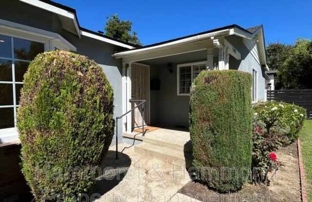 15483 Dickens St. Gallery 4