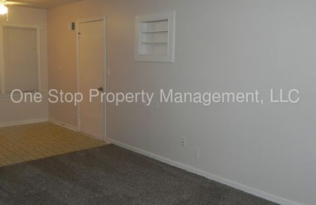 5731 East 101st Terrace Gallery 2