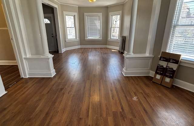 203 Lawrence Pl Gallery 3