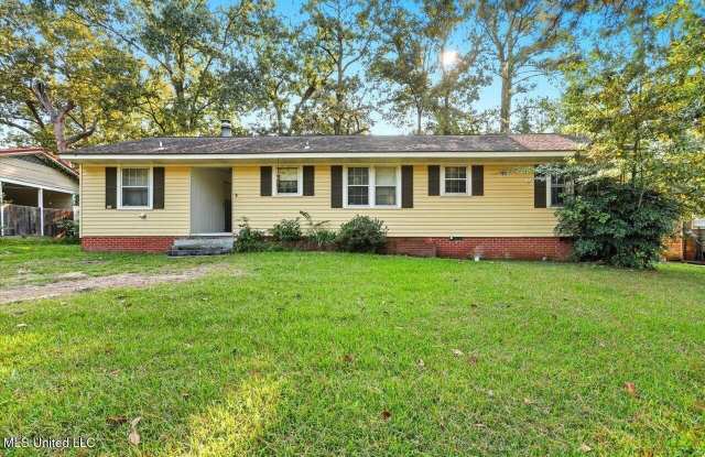 220 Mcree Drive - 220 McCree Drive, Clinton, MS 39056