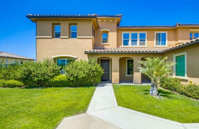POOL | PRIVATE | Large Estate with Resort-Style Amenities Gallery 4