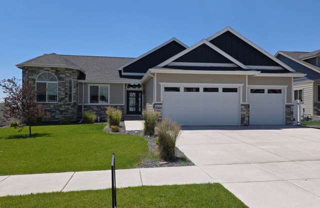 Beautiful 6 Bedroom 3 1/2 Bath Home In Whitney Ranch photos photos
