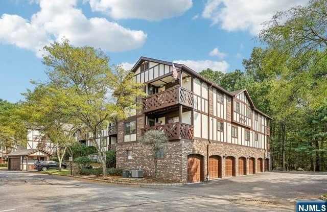 2612 Hemingway Lane - 2612 Hemingway Lane, Bergen County, NJ 07430 2612 Hemingway Lane - 2612 Hemingway Lane, Bergen County, NJ 07430