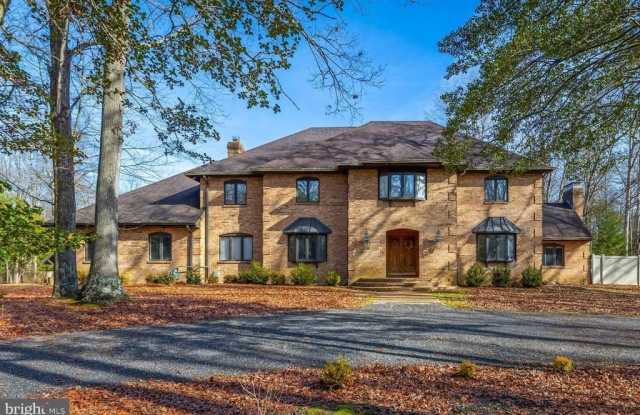 1322 COMMISSIONERS ROAD - 1322 Commissioners Road, Gloucester County, NJ 08062