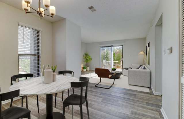 Ramsgate Apartments & Townhomes Gallery 2