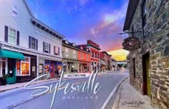 7530 Main St Gallery 2