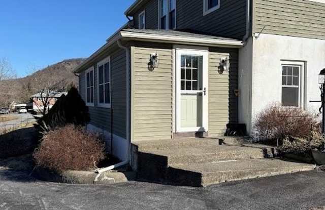 347 Bellvale Road photos photos